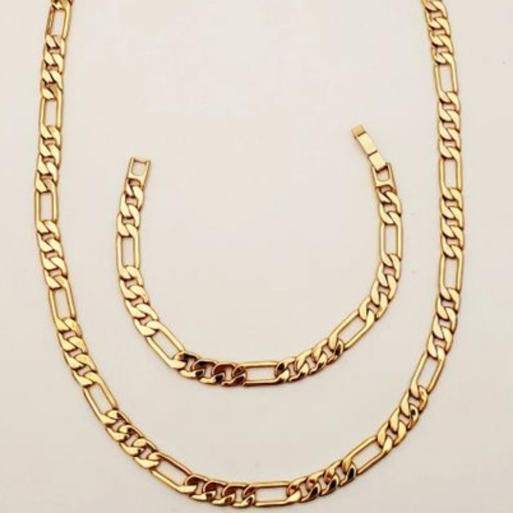 Goldfathers Jewelry.  24K Gold Layered Large Round Figaro 22" & 7" set. UNISEX.